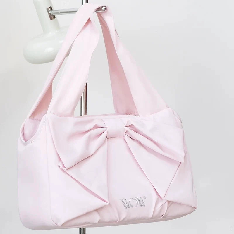 Fugitive Princess Bow Carrier