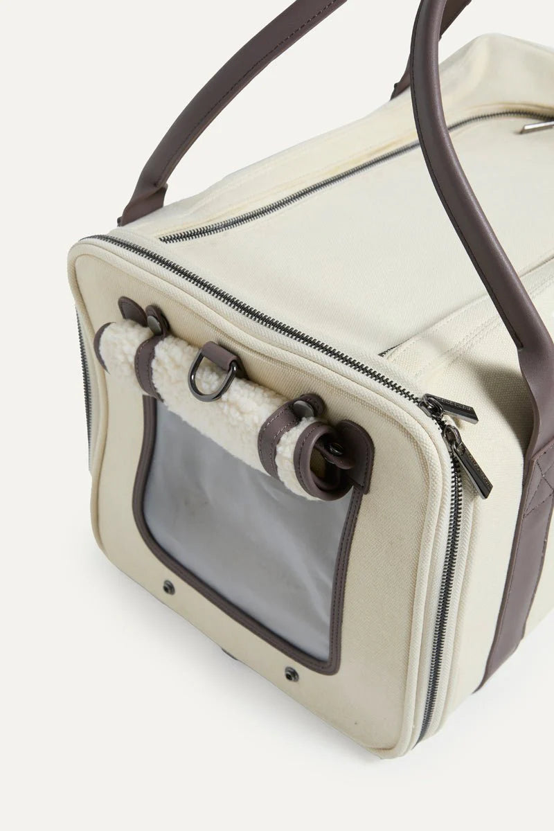 Global Citizen Pet Carrier Bag
