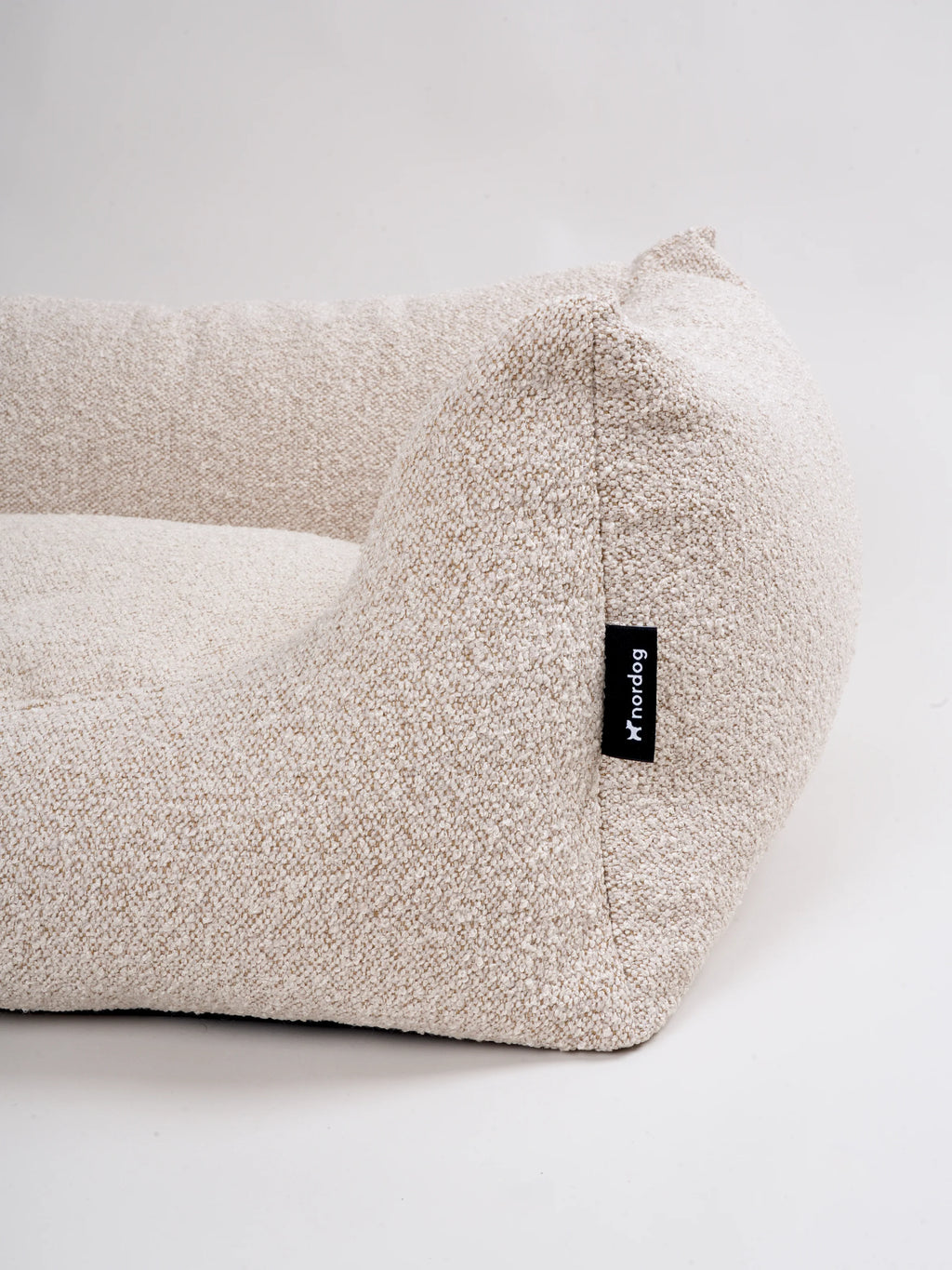 BILLY Bouclé Dog Bed Beige