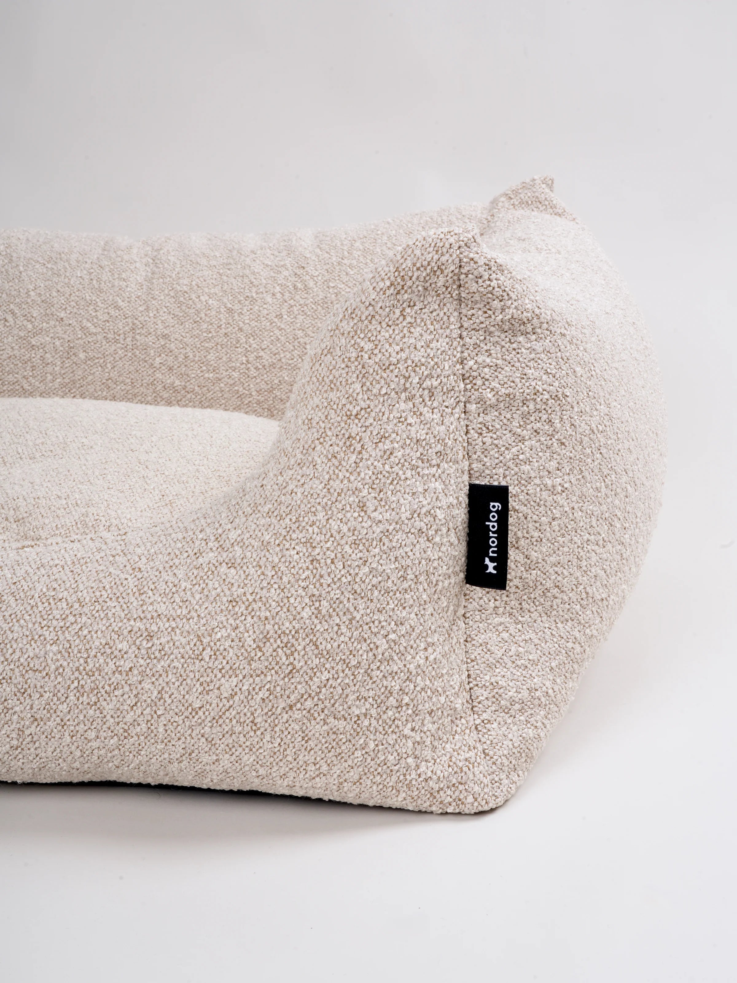 BILLY Bouclé Dog Bed Beige