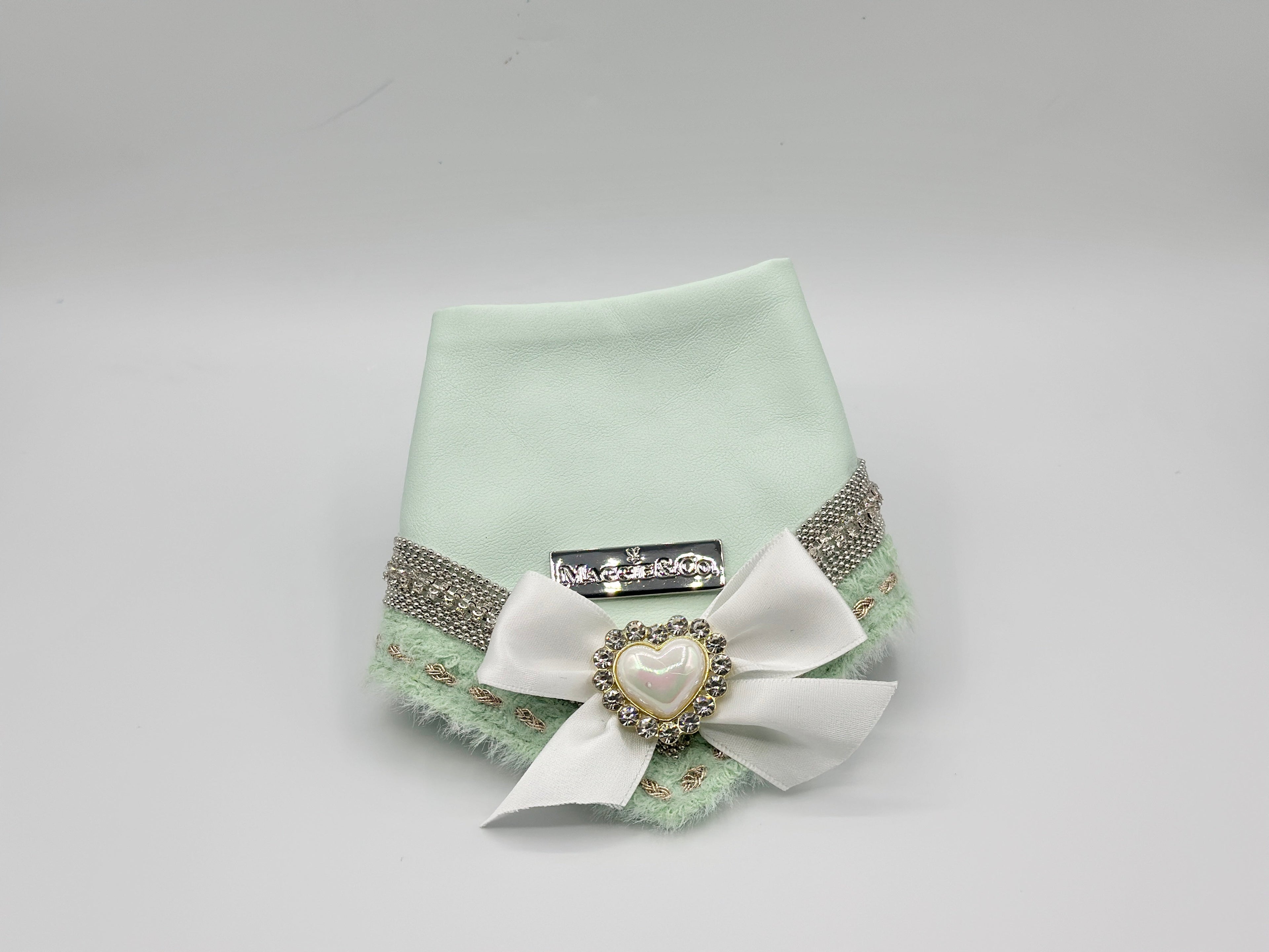 Fairies Leather Collection: Breathtaking at Breakfast