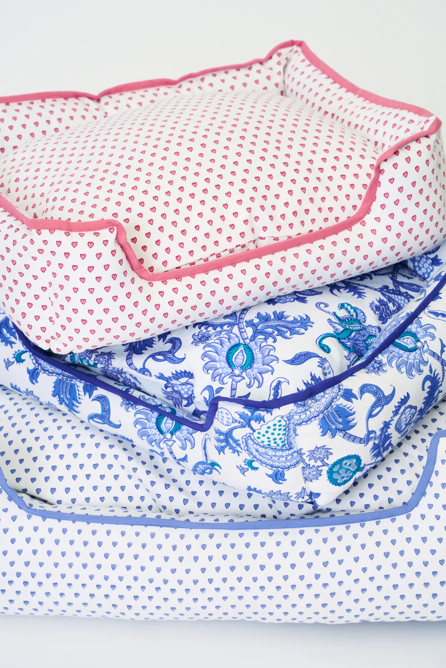Amanda Dog Bed