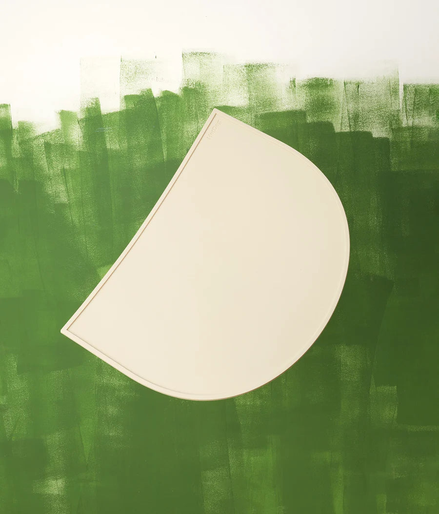 White mat