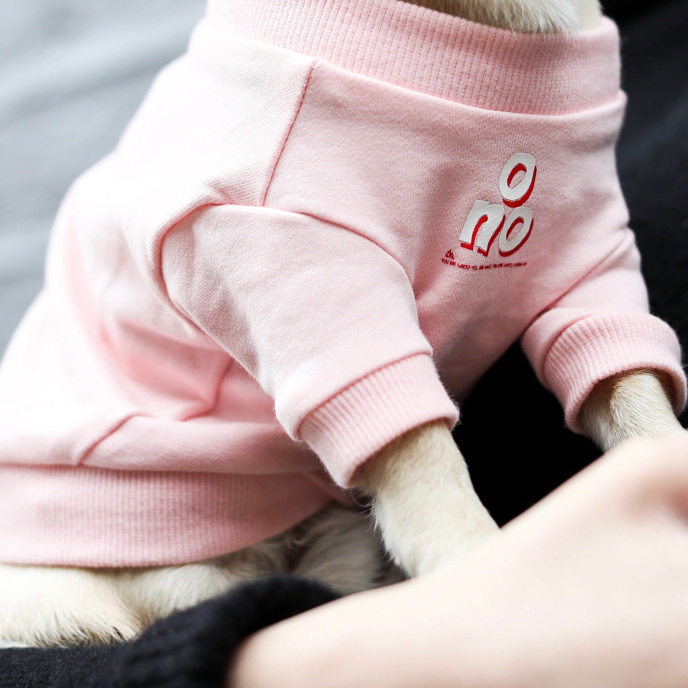 Sweatshirt with 'O NO' Print