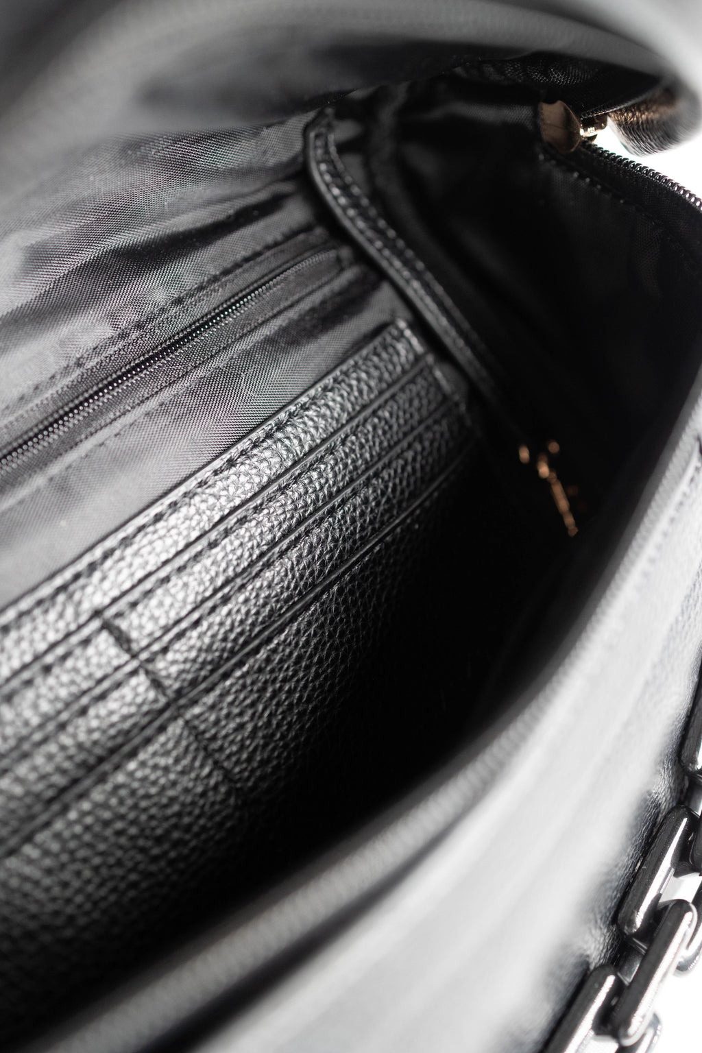 The Canine Carryall — Grand in Black