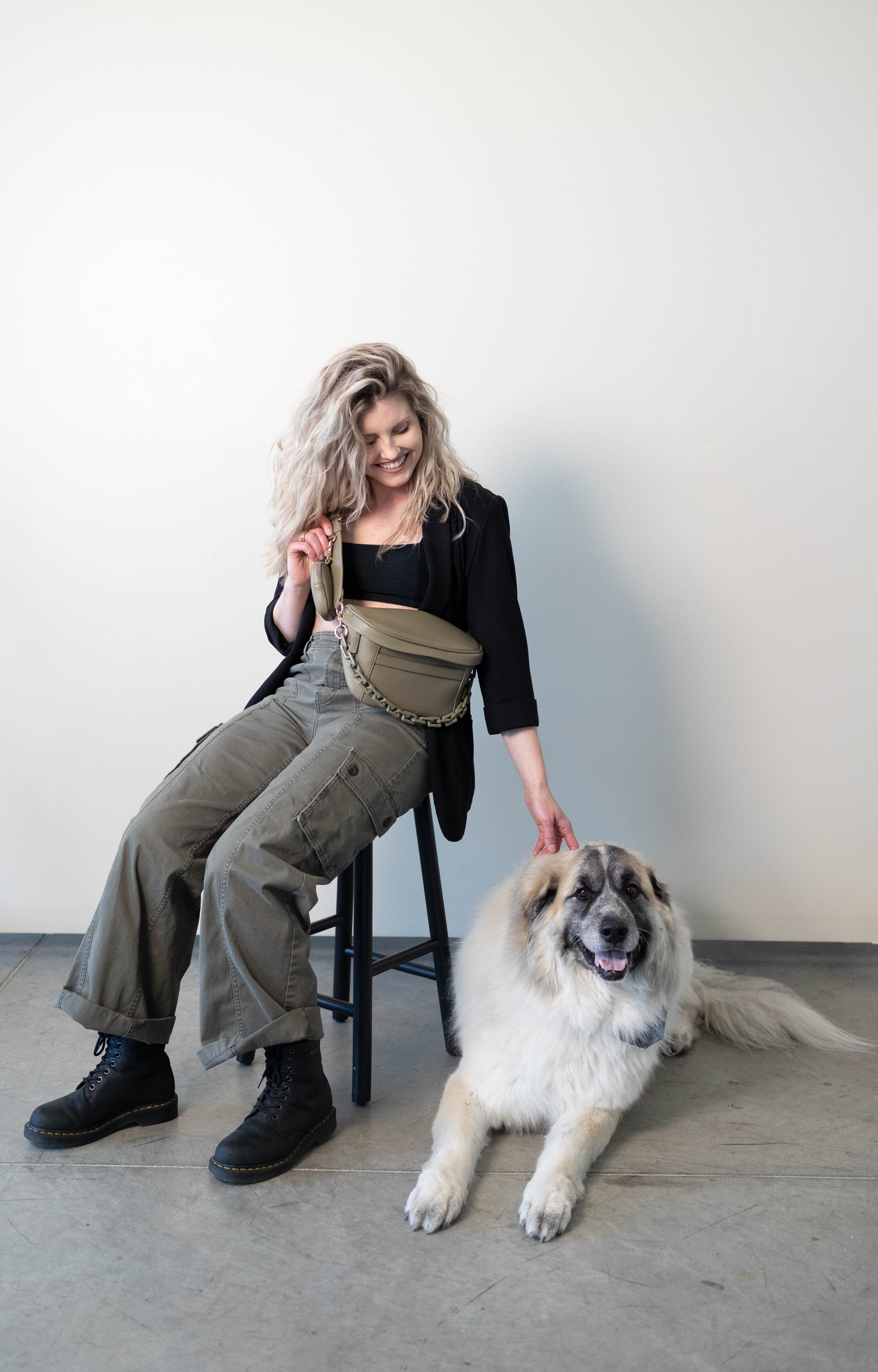 The Canine Carryall — Grand in Olive