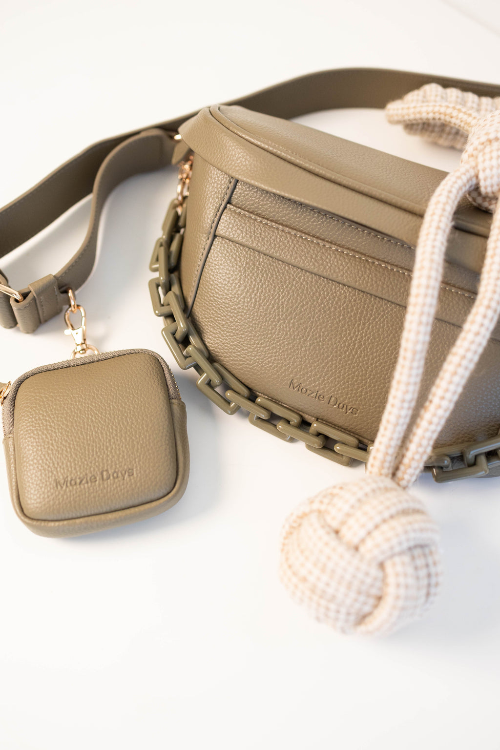 The Canine Carryall — Grand in Olive