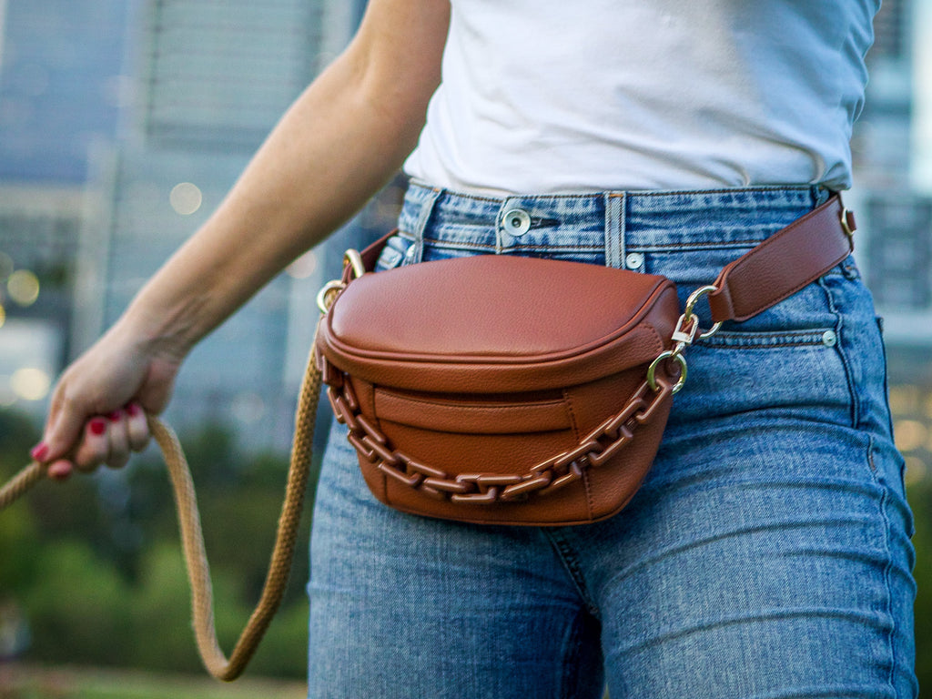 The Canine Carryall – Brown