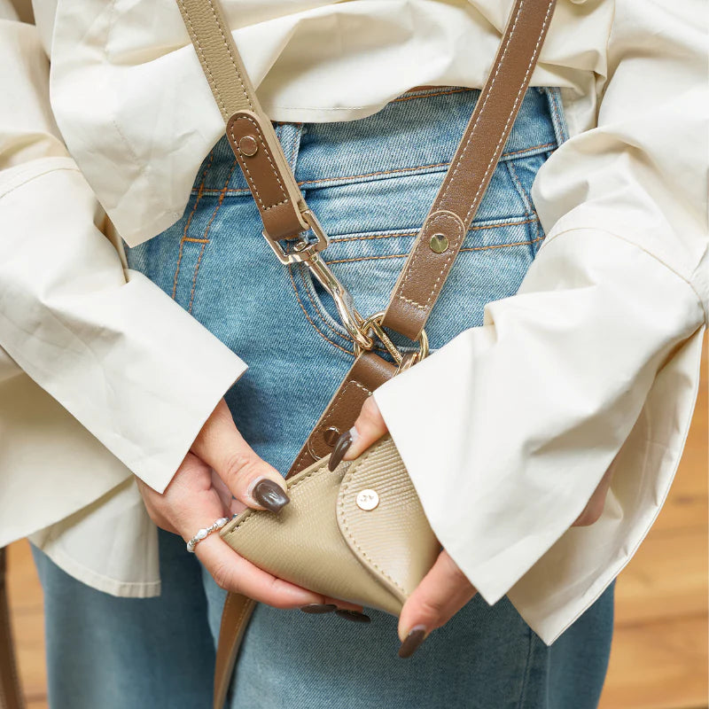 Palais Leather Poop Bag