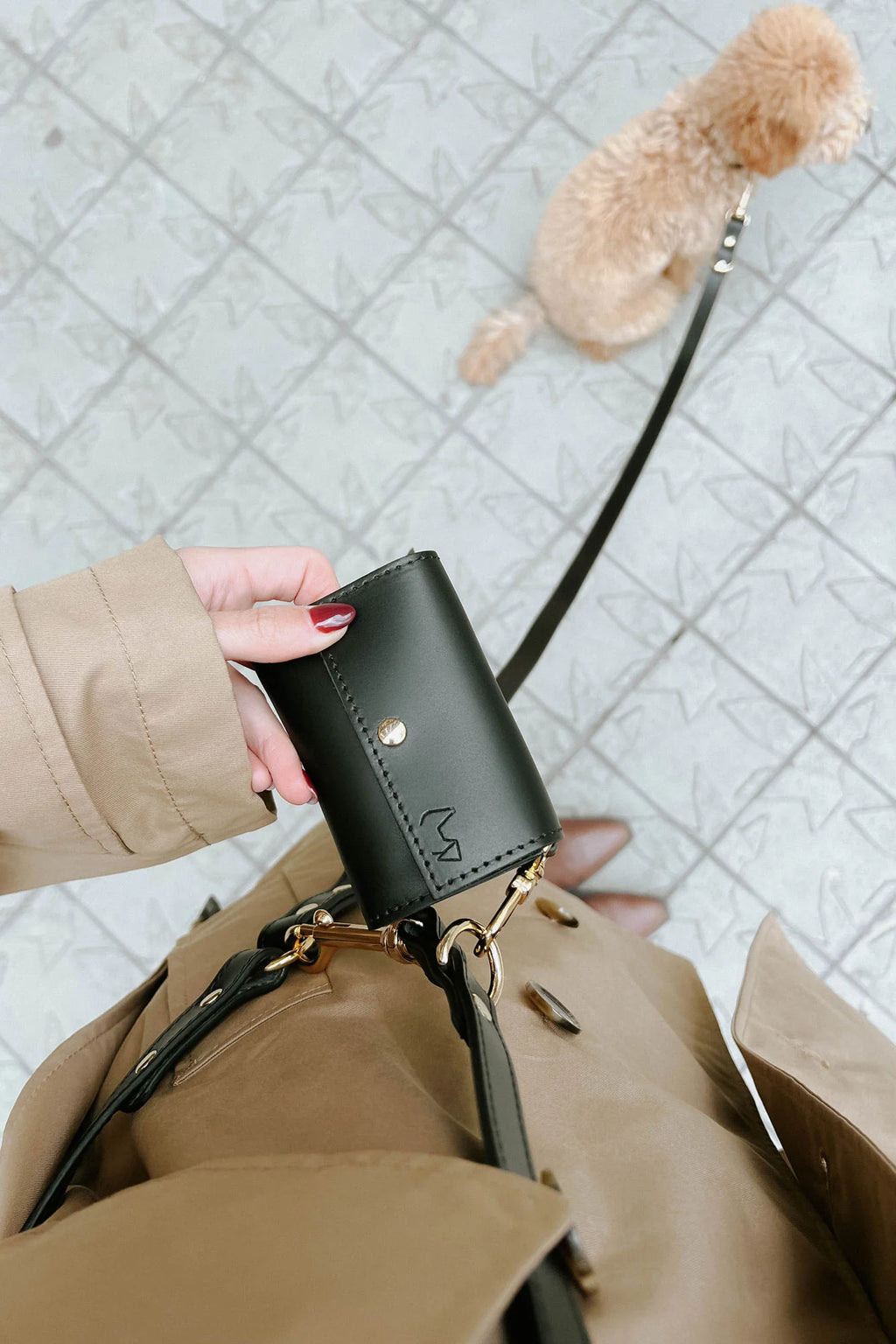 Black Nara Poop Bag Carrier