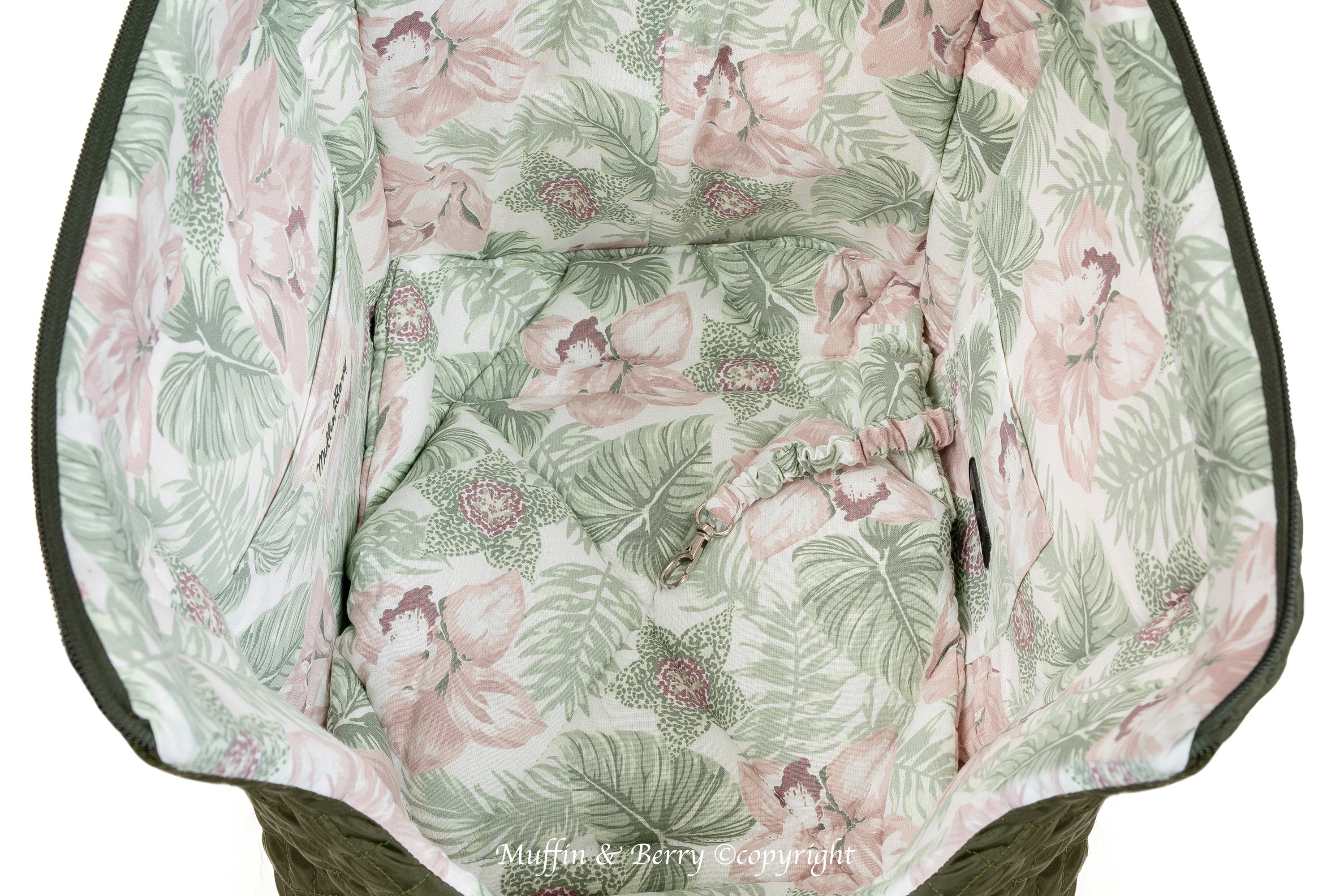 Quilted Luxury Pet Carrier