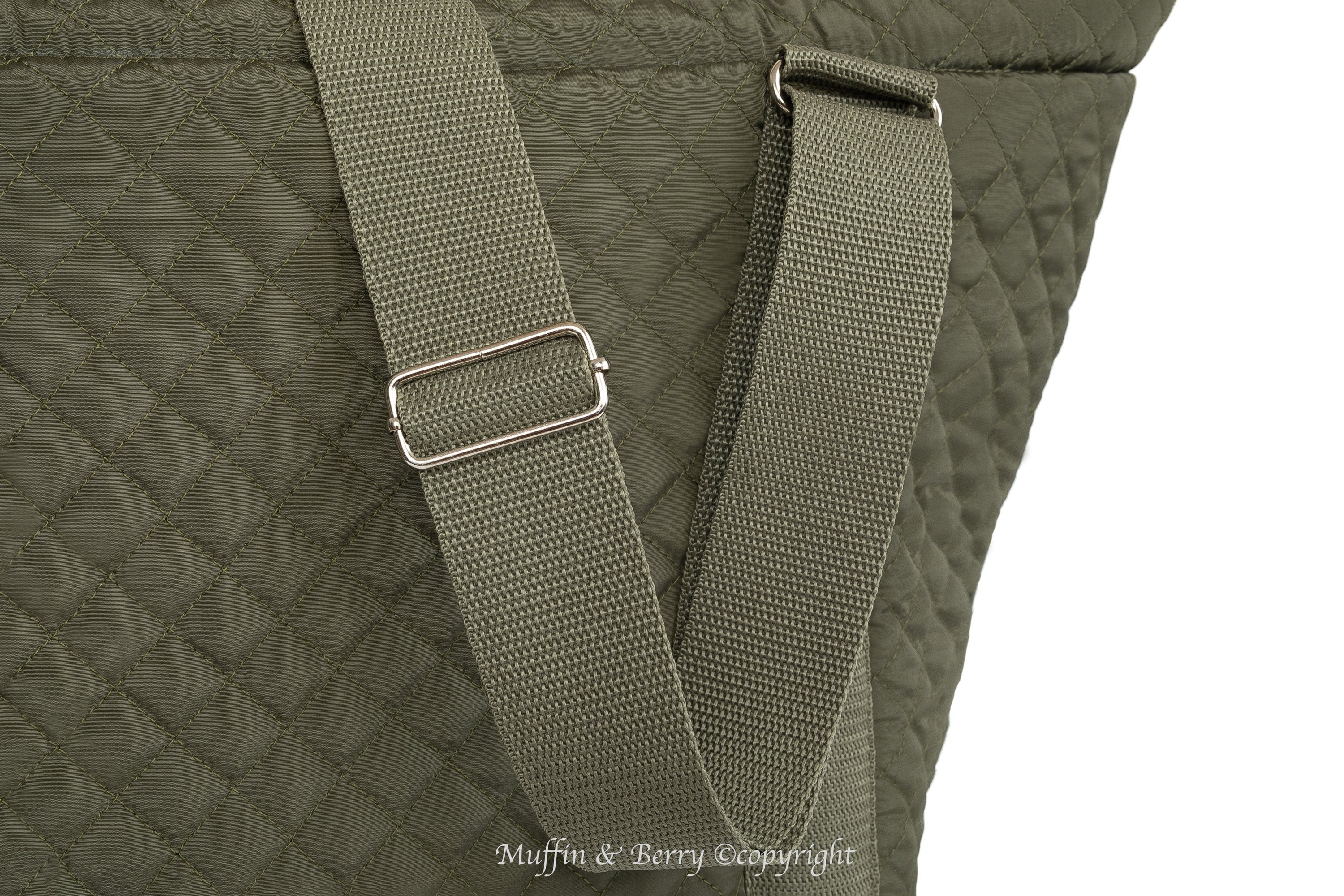 Quilted Luxury Pet Carrier