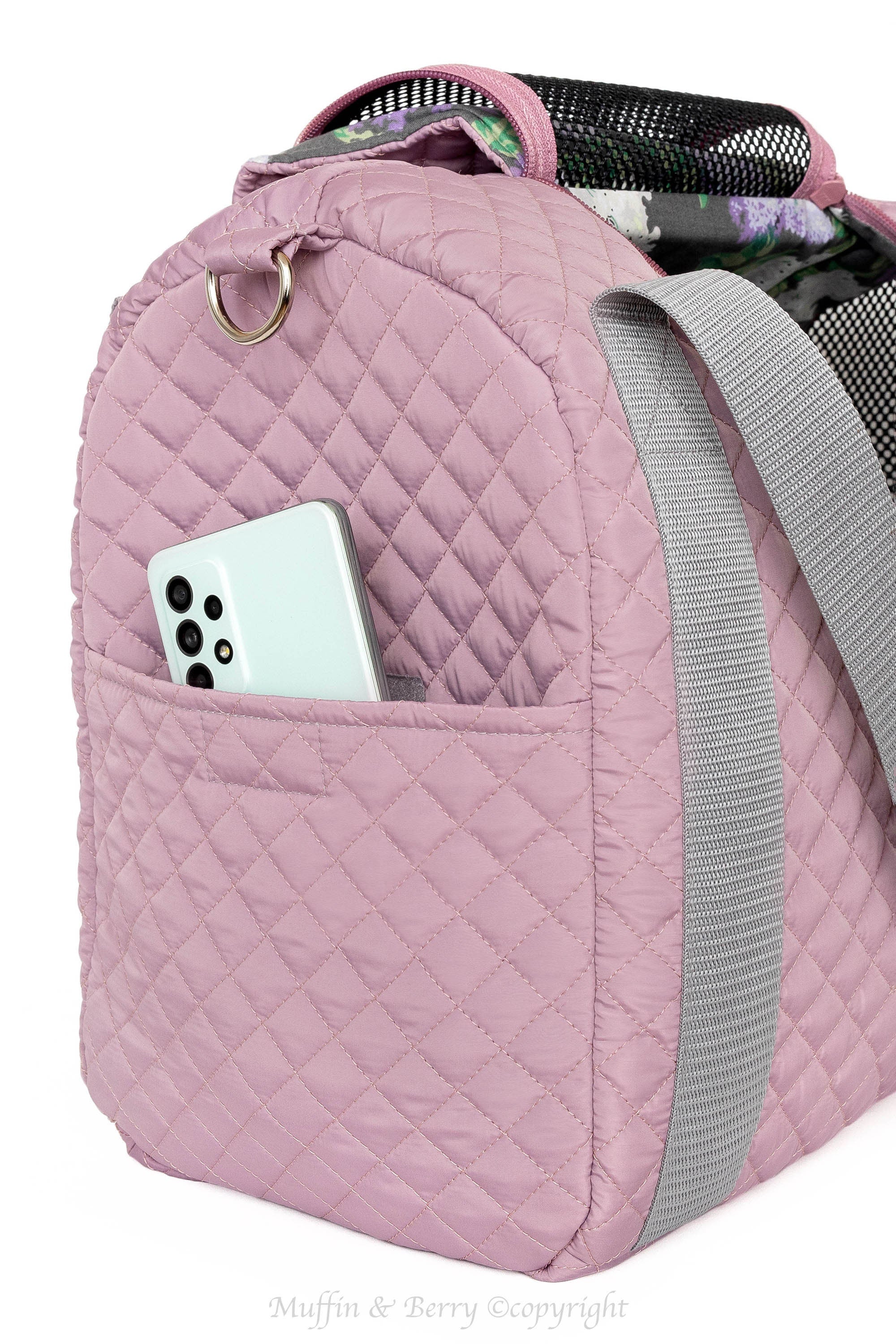 Enclosed Travel Pet Carrier with Waterproof Base