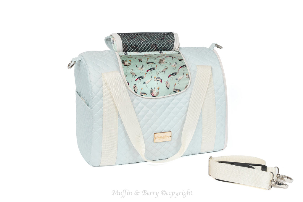 Enclosed Travel Pet Carrier with Waterproof Base