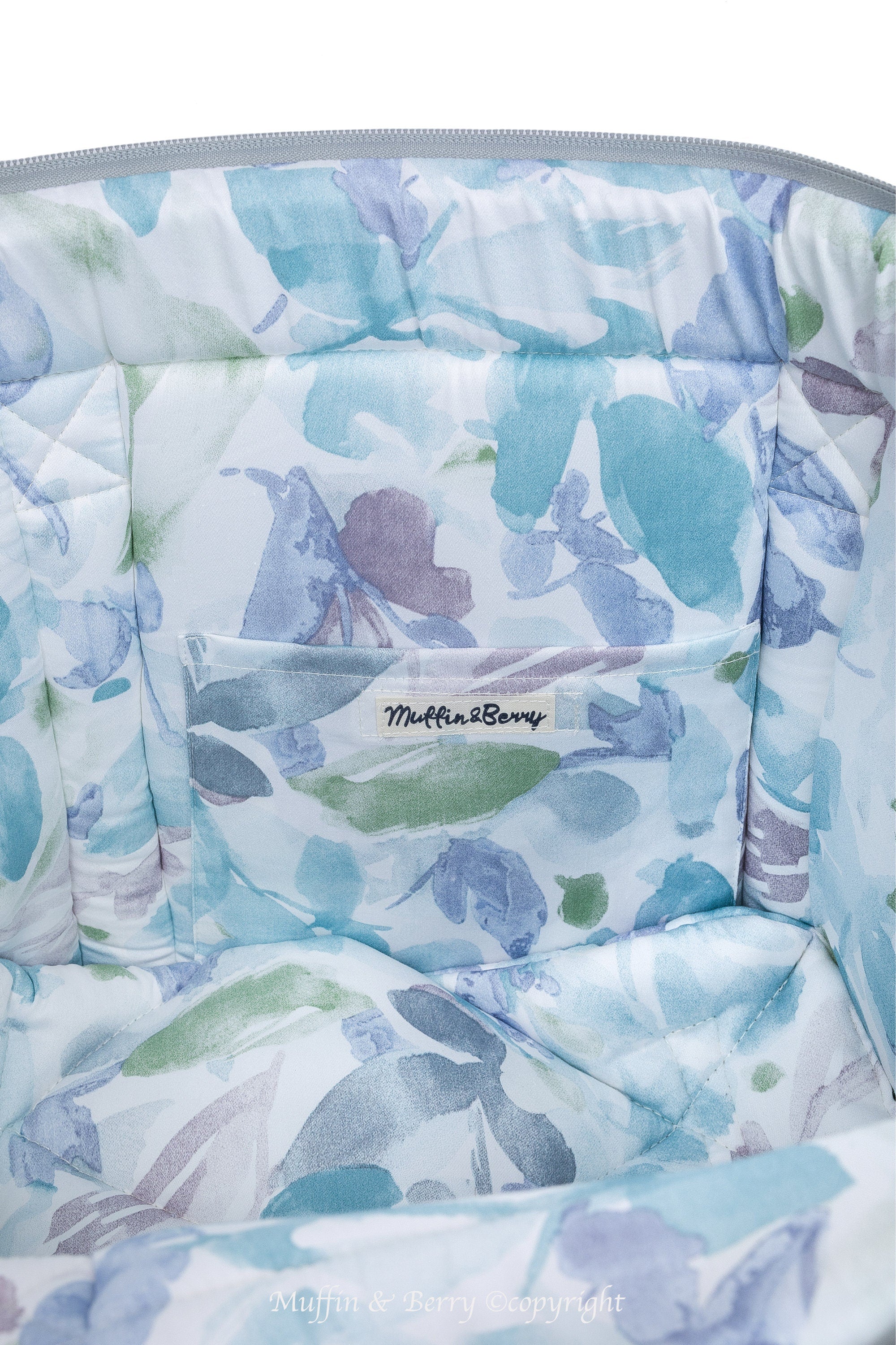 Quilted Luxury Pet Carrier