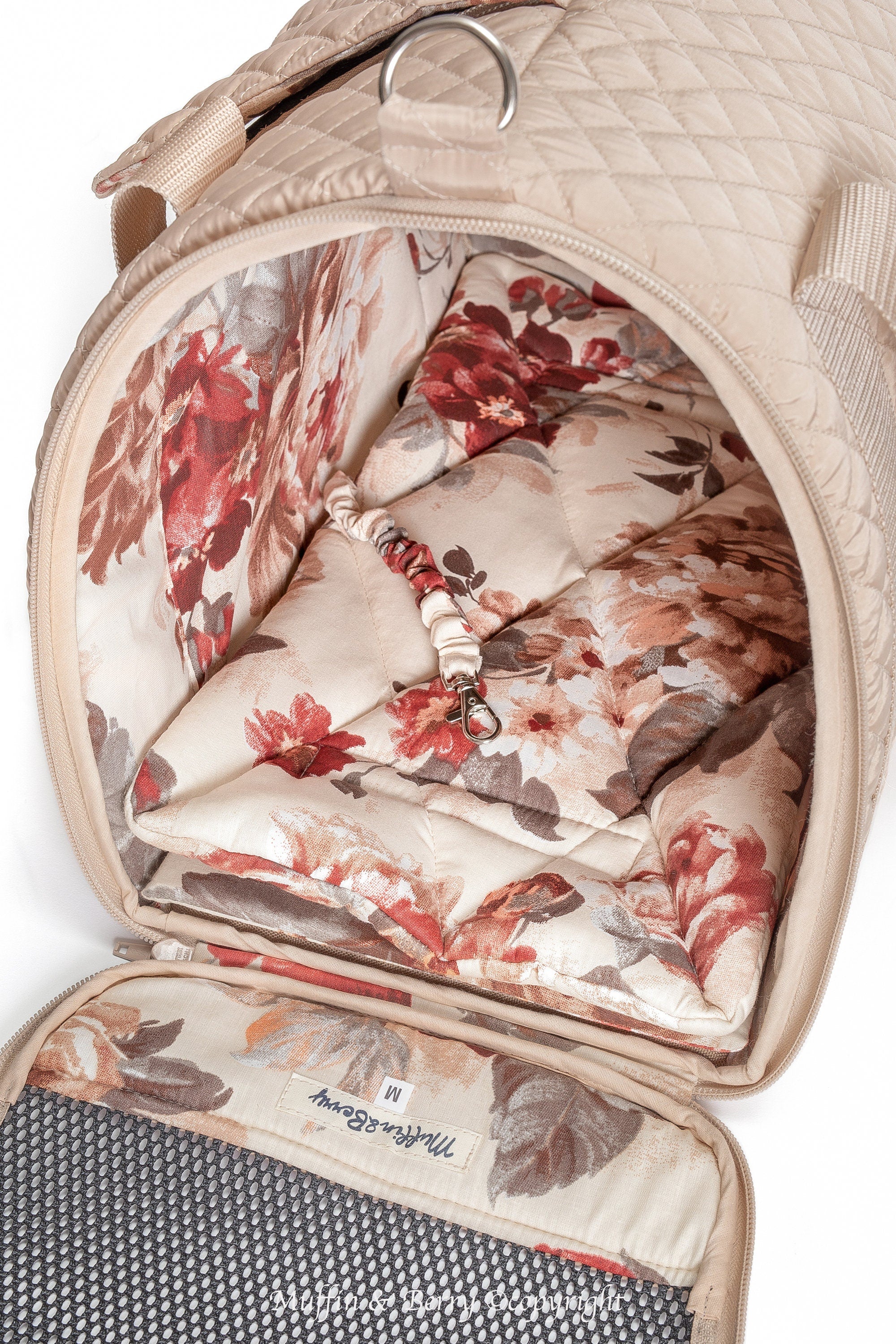 Enclosed Travel Pet Carrier with Waterproof Base