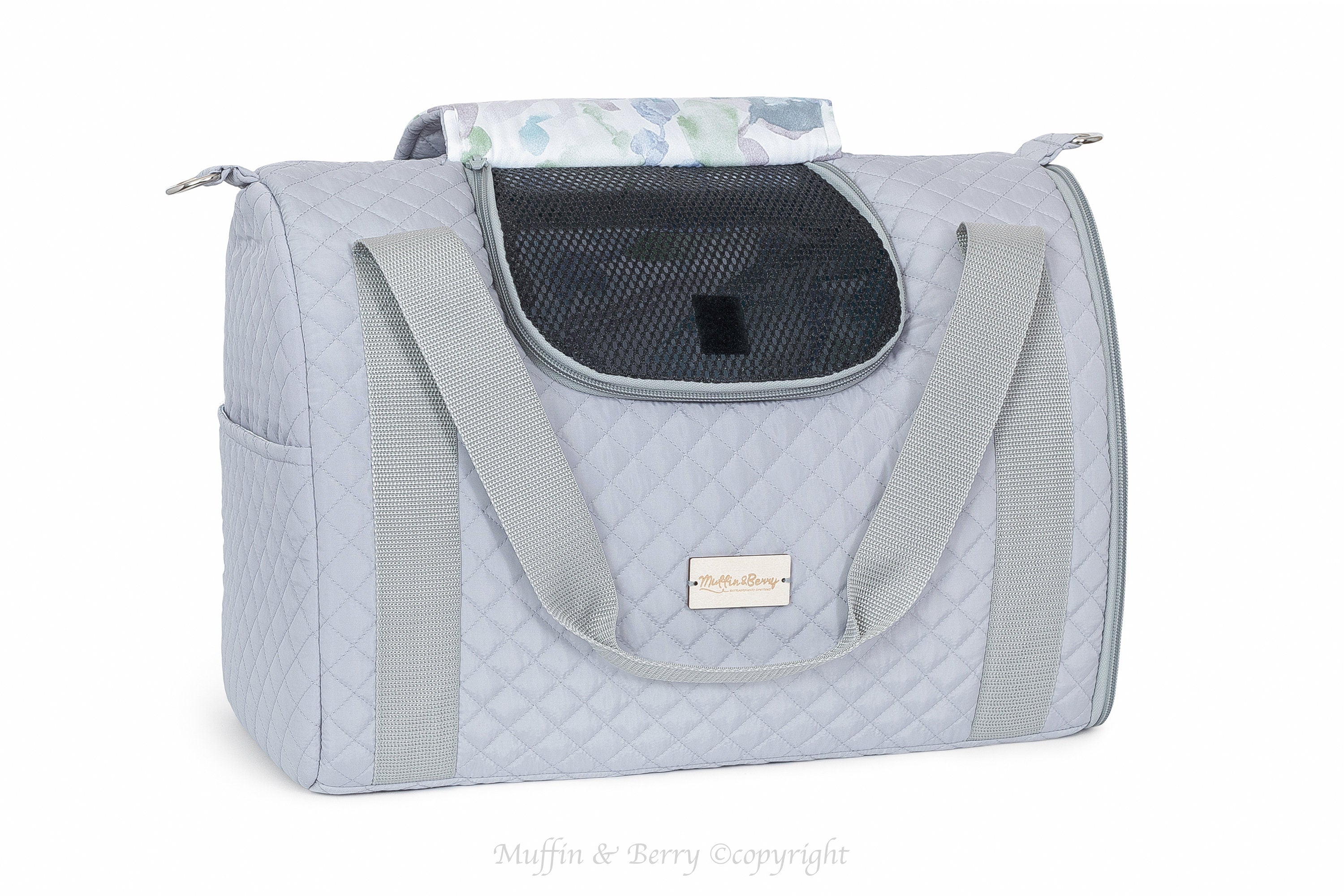 Enclosed Travel Pet Carrier with Waterproof Base