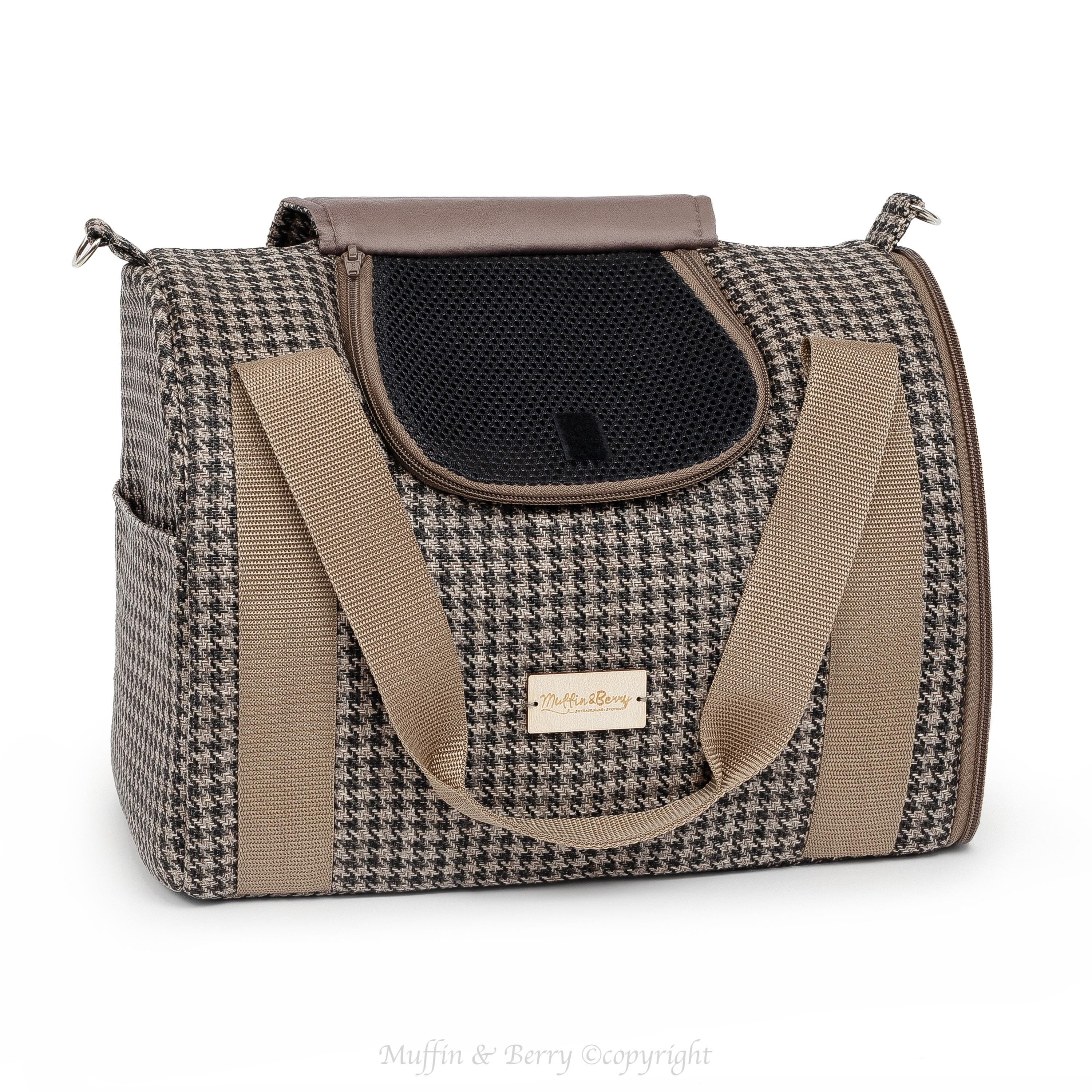 Enclosed Travel Pet Carrier