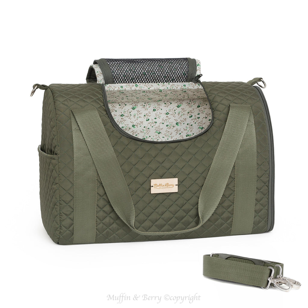 Enclosed Travel Pet Carrier with Waterproof Base
