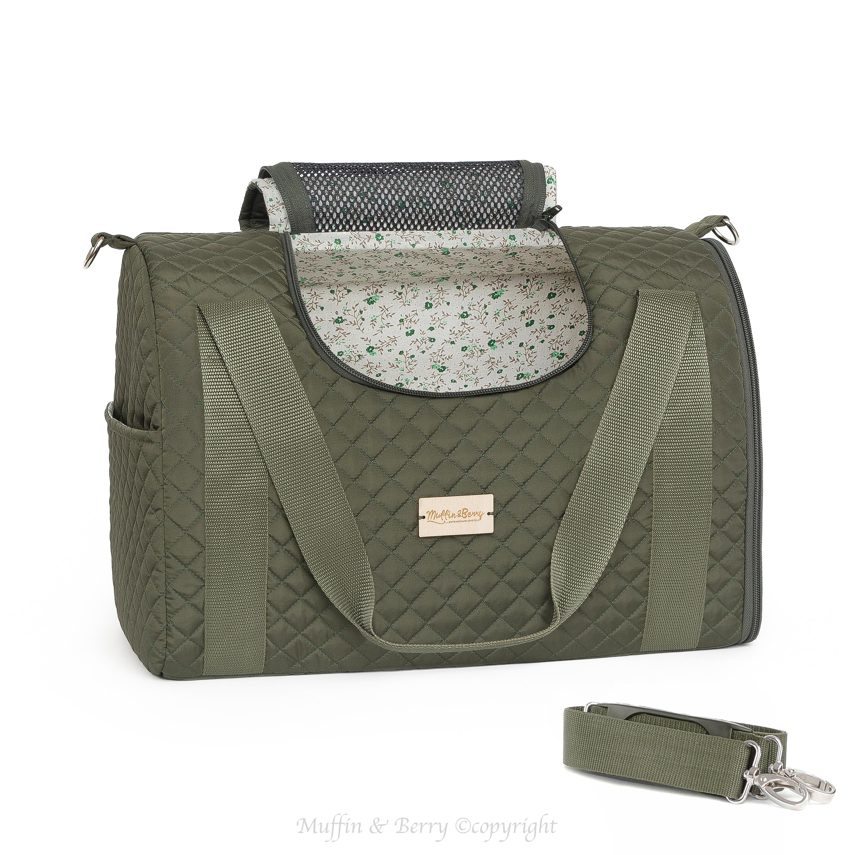 Enclosed Travel Pet Carrier with Waterproof Base