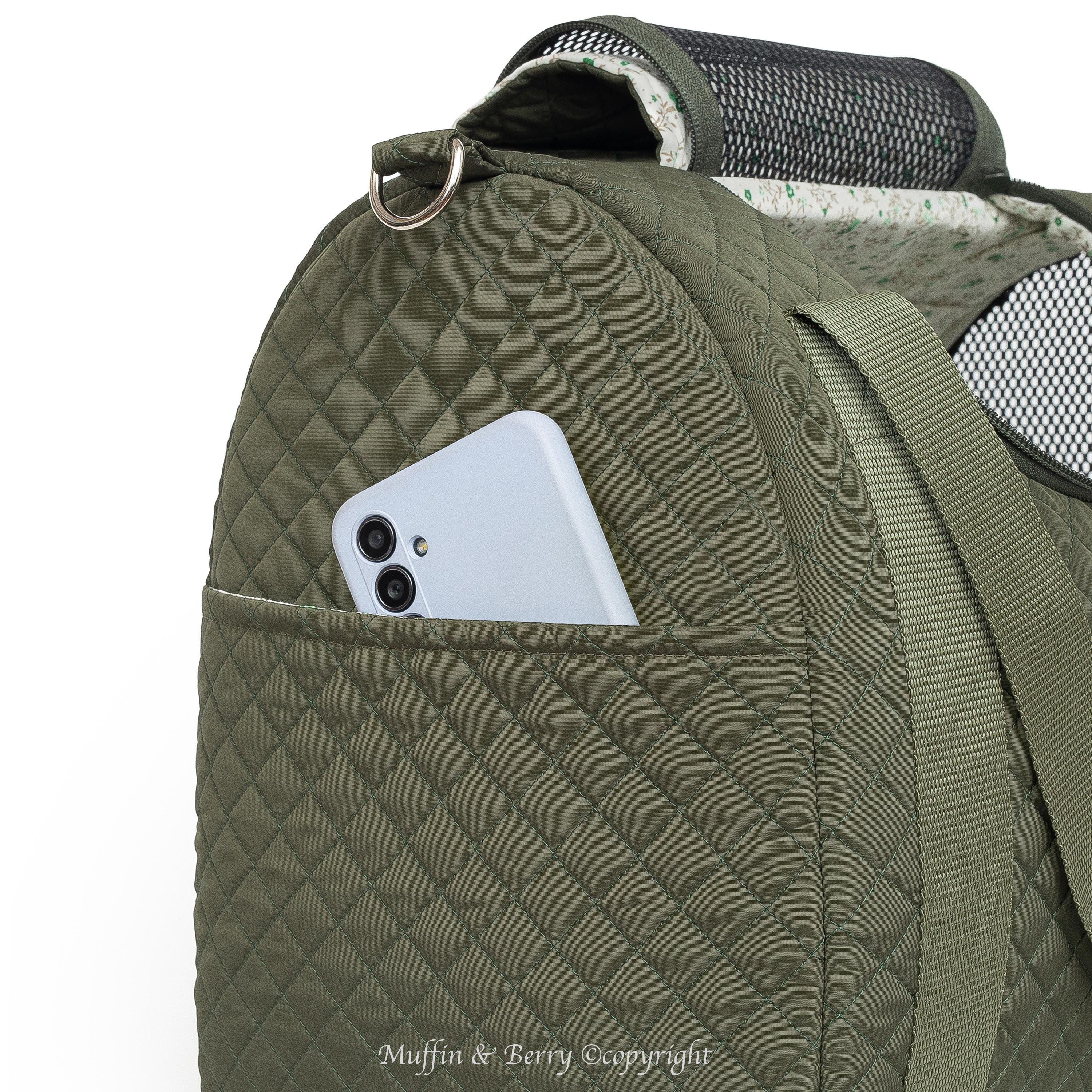 Enclosed Travel Pet Carrier with Waterproof Base